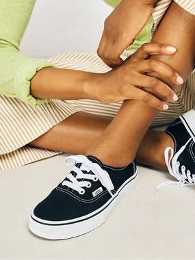 Vans Authentic Women’s Size 7 Black